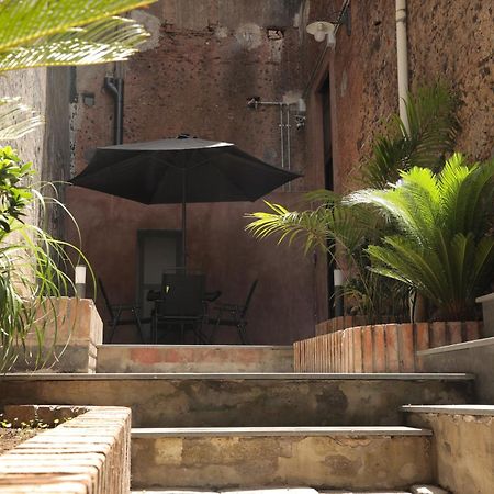 Fuochisti House Apartment Catania Bagian luar foto